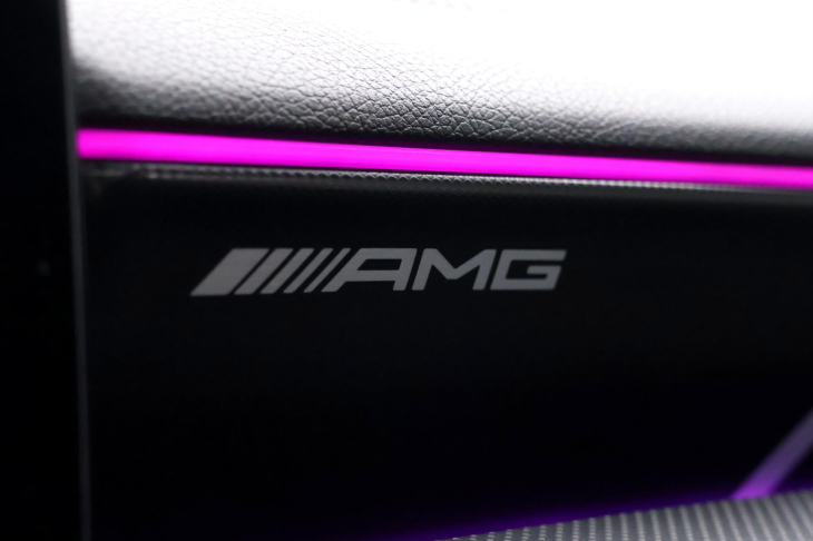 Mercedes-Benz CLA 2,0 35 AMG 225kW 4MATIC CZ
