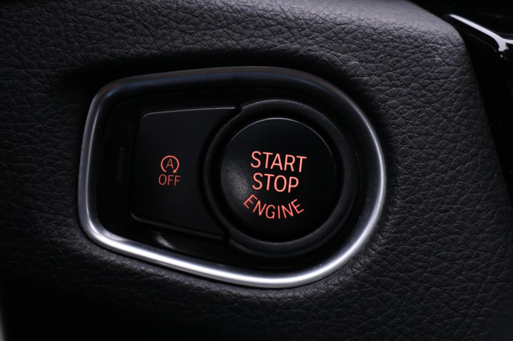 BMW Řada 2 1,5 218i 100kW Automat CZ LED