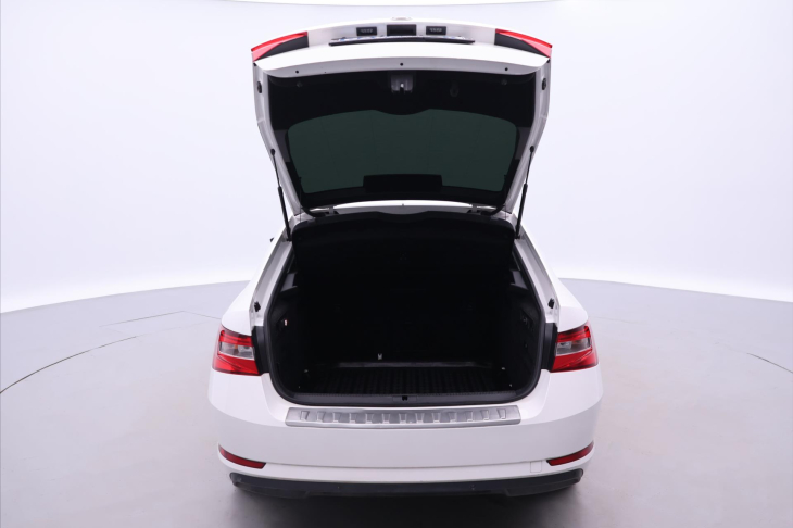 Škoda Superb 2,0 TDI 110kW Ambition CZ