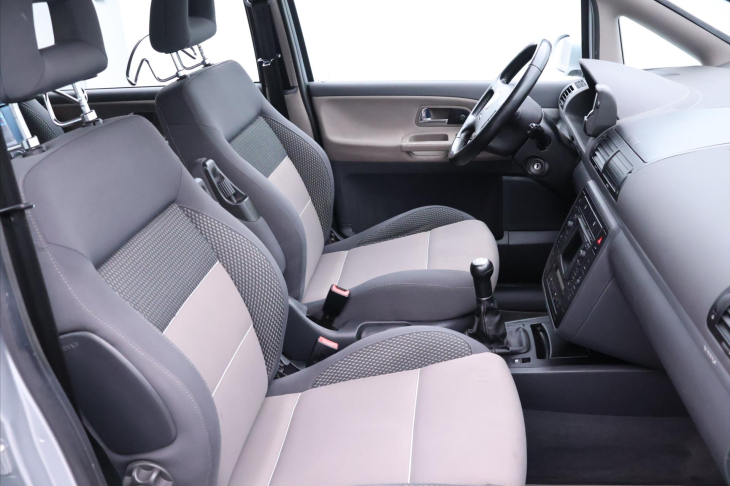 Volkswagen Sharan 2,0 TDI 103kW Exclusive 7-Míst