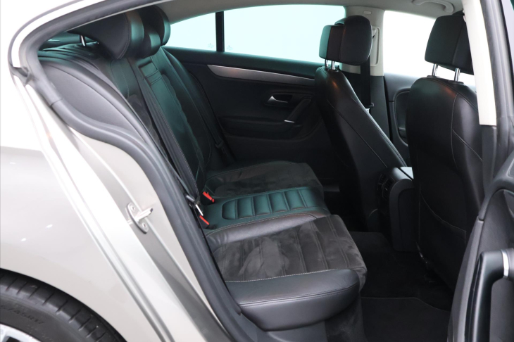 Volkswagen CC 2.0 TDI 103kW DSG Xenon CZ