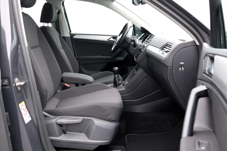 Volkswagen Tiguan 1.4 TSI 110kW LED Navi 1.Maj.