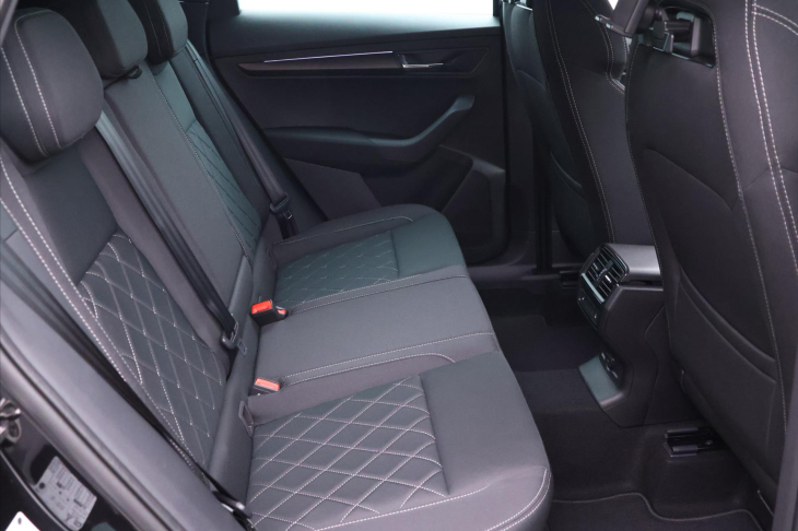 Škoda Karoq 1,5 TSi Sportline DSG 1maj DPH