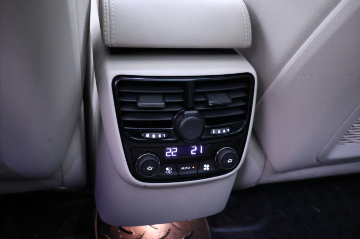 Peugeot 508 2,0 HDI 110kW CZ Allure DPH