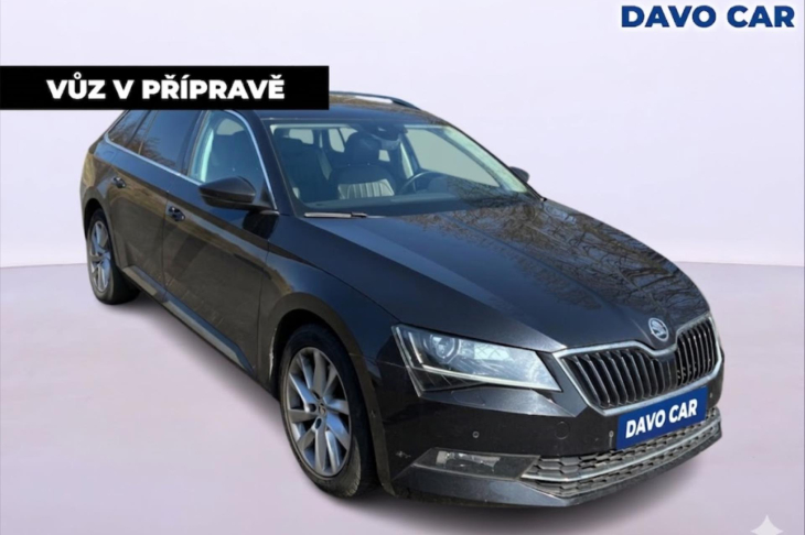Škoda Superb 1,6 TDI DSG Style Navigace