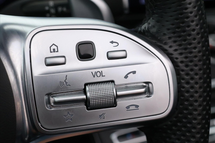 Mercedes-Benz Třídy E 3,0 53 320kW AMG 4Matic+ DPH