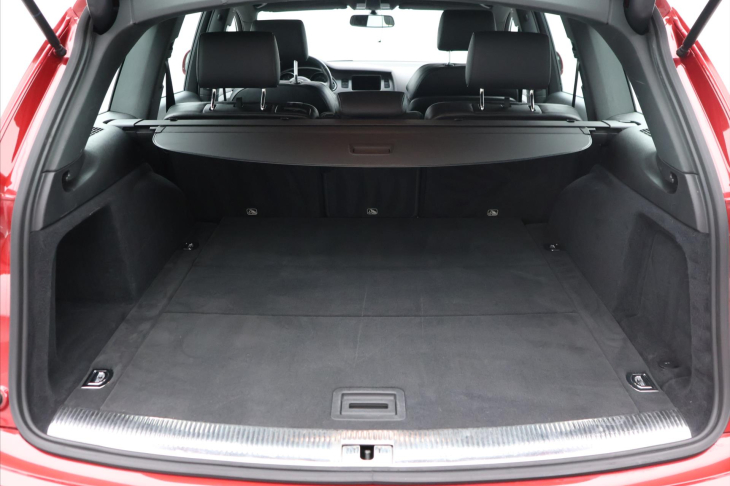 Audi Q7 3,0 TDI 150kW S-line CZ DPH