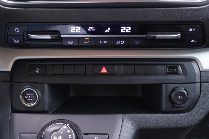 Toyota ProAce Verso 2,0 D-4D 130kW Shuttle 8-Míst