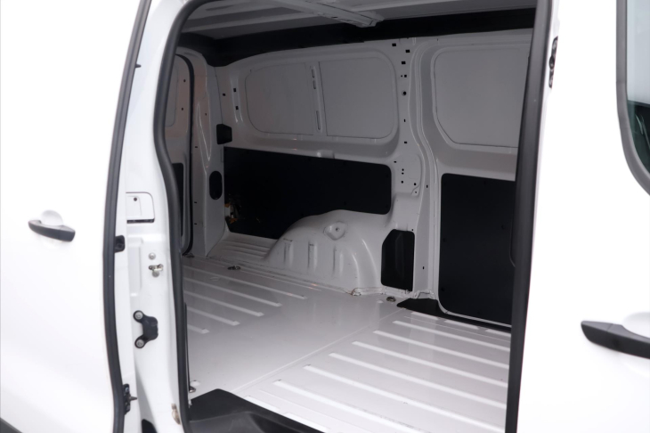 Peugeot Expert 2,0 HDI 106kW L3 CZ DPH