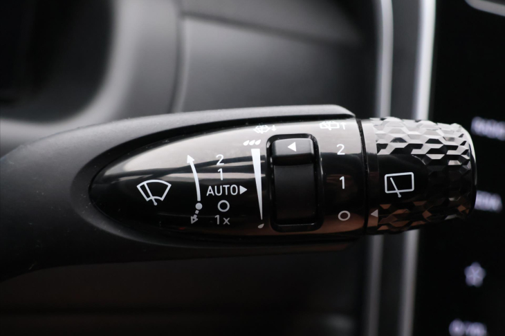 Hyundai Tucson 1,6 T-GDI HEV 169kW Comfort Zaruka
