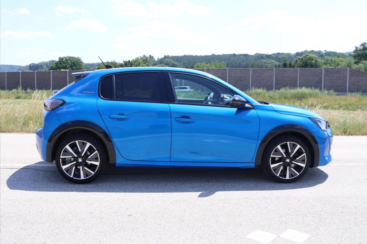 Peugeot 208 1,2 PT 74kW GT-Line LED