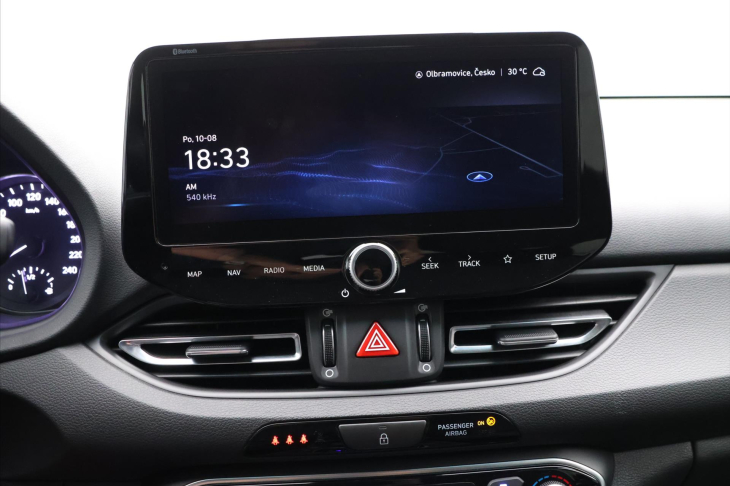 Hyundai i30 1,6 CRDI CZ 1.Maj. DPH