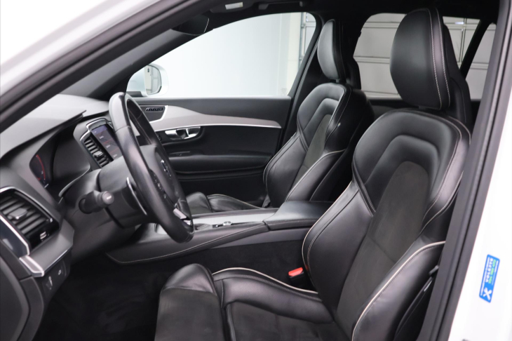 Volvo XC90 2,0 D5 165kW AWD Aut. R-Design