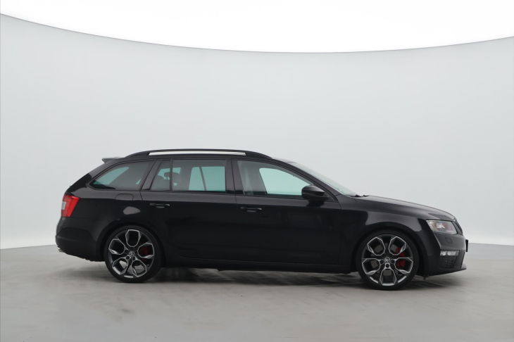 Škoda Octavia 2,0 TSI 162kW DSG Challenge