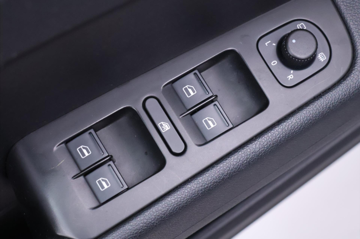 Škoda Superb 1,4 TSI Elegance Navi 1.Maj.