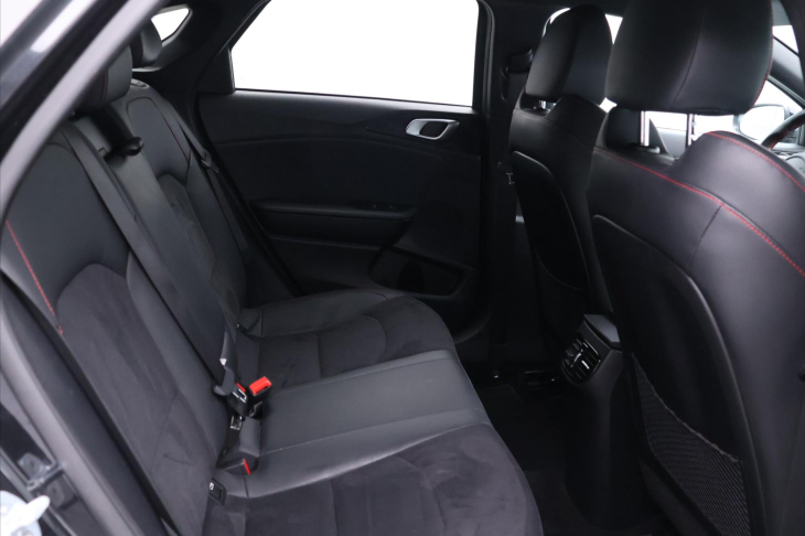 Kia ProCeed 1,6 TGDI 150kW Automat GT 1Maj