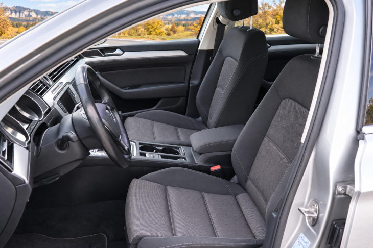 Volkswagen Passat 1,6 TDI Comfortline LED