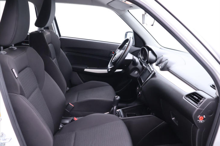 Suzuki Swift 1,2 i 61 kW Klima CZ