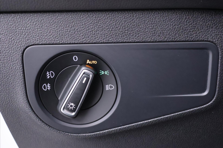 Volkswagen Tiguan 2,0 TSI R-line Highline DSG 4M