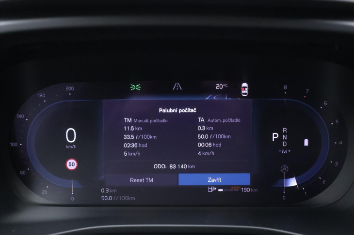 Volvo XC40 2,0 B4 145kW DCT Plus Dark CZ