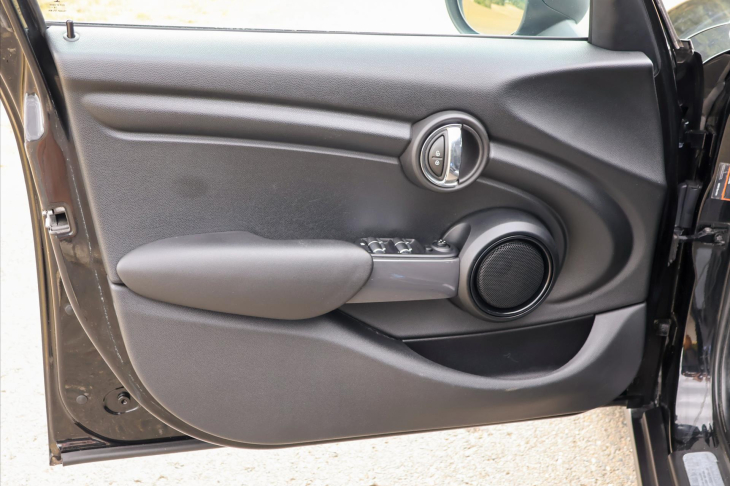 Mini One 1,5 D Salt Business 1.Maj.