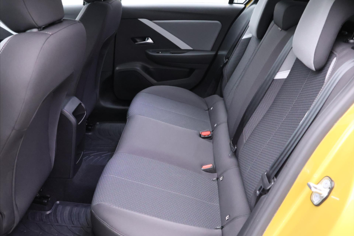 Opel Astra 1,2 Turbo 81kW Edition CZ