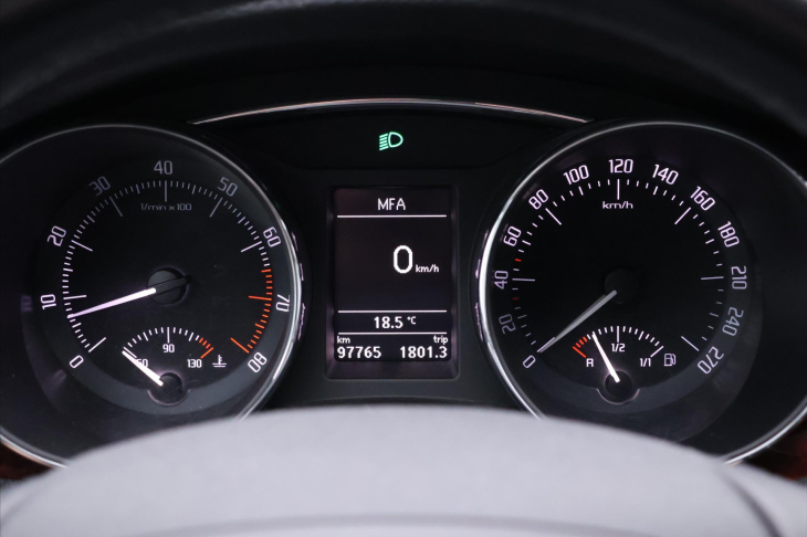 Škoda Superb 1,4 TSI Elegance Navi 1.Maj.