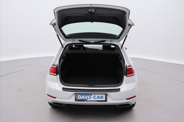 Volkswagen Golf 1,4 TSI 92kW CZ LED