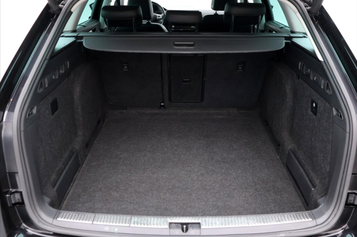 Škoda Superb 2,0 TDI 110kW DSG CZ Style