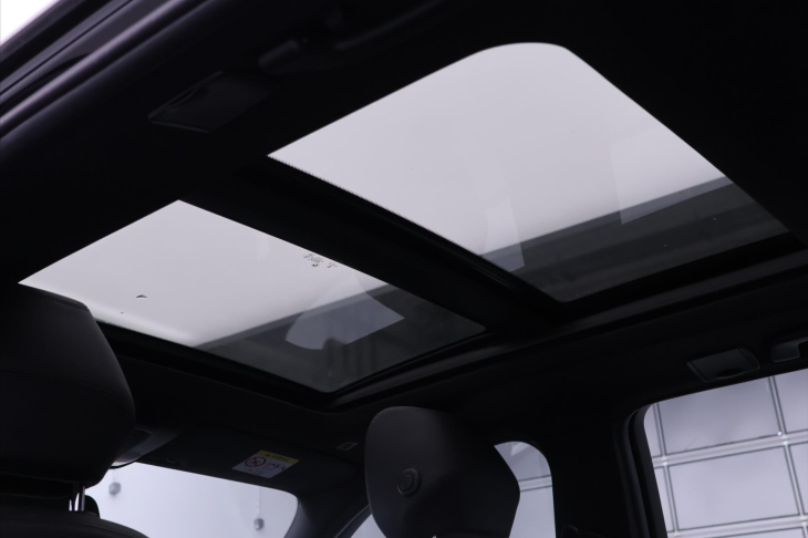 BMW Řada 3 3.0 330d xDrive 190kW Touring