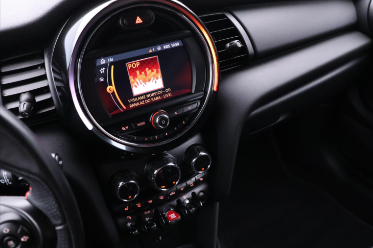 Mini One 1,5 i 75kW JCW Kůže 1.Maj.