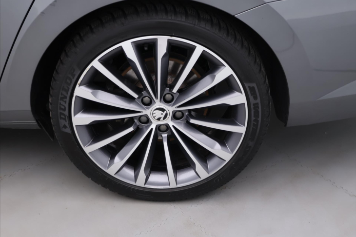 Škoda Superb 2,0 TDI 110kW DSG L&K DPH CZ