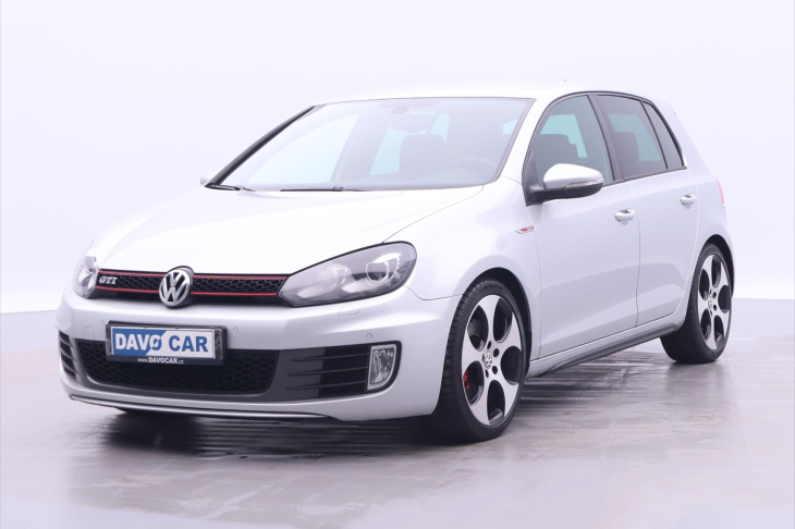 Volkswagen Golf 2.0 GTI 155kW DSG Xenon CZ