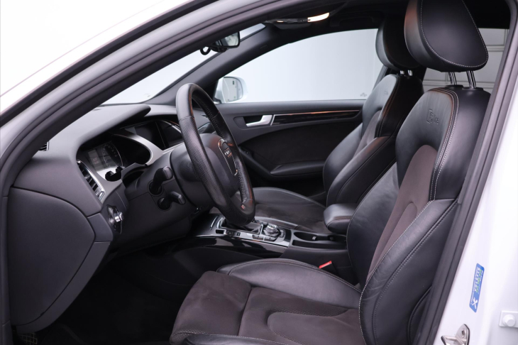 Audi A4 2,7 TDi 140kW Tempomat