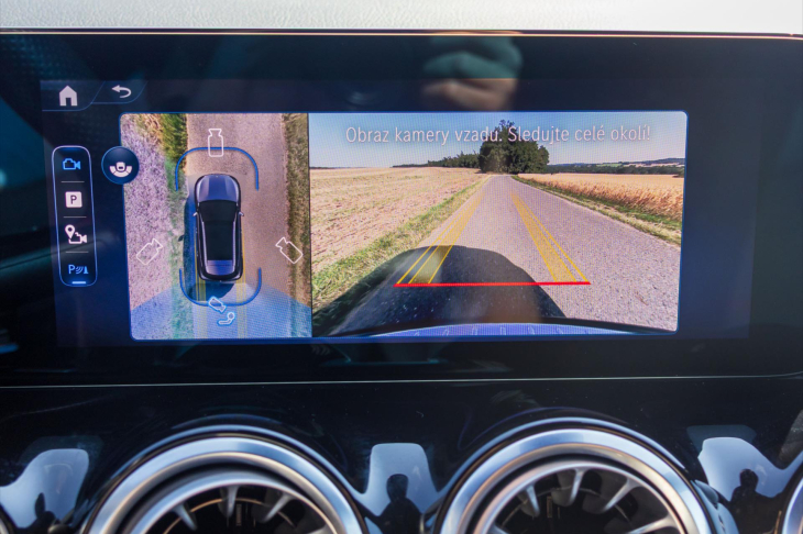 Mercedes-Benz GLA 2,0 200d 4MATIC AMG Premium