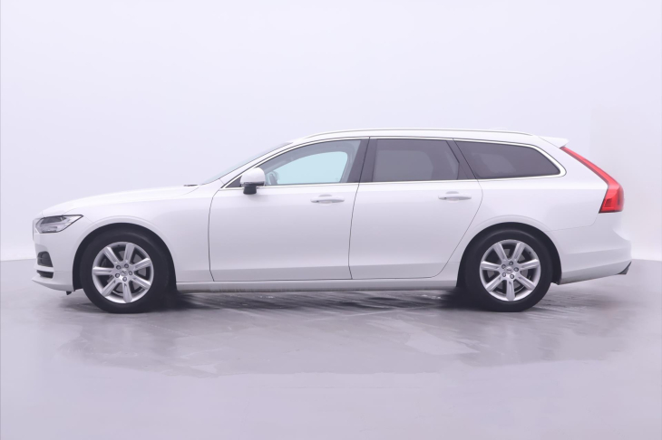 Volvo V90 2,0 D4 AWD Aut CZ Momentum DPH