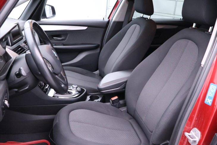 BMW Řada 2 1,5 218i 100kW Automat CZ LED