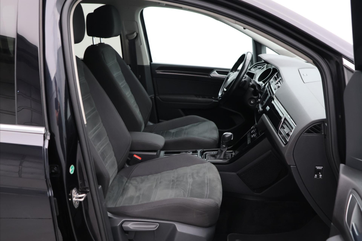 Volkswagen Touran 2,0 TDI 110kW DSG Highline 7M