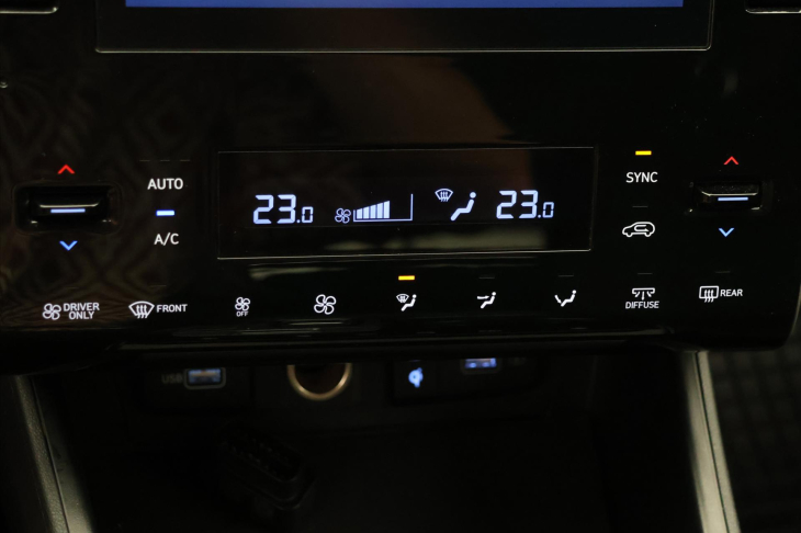 Hyundai Tucson 1,6 T-GDI HEV 169kW Comfort Zaruka