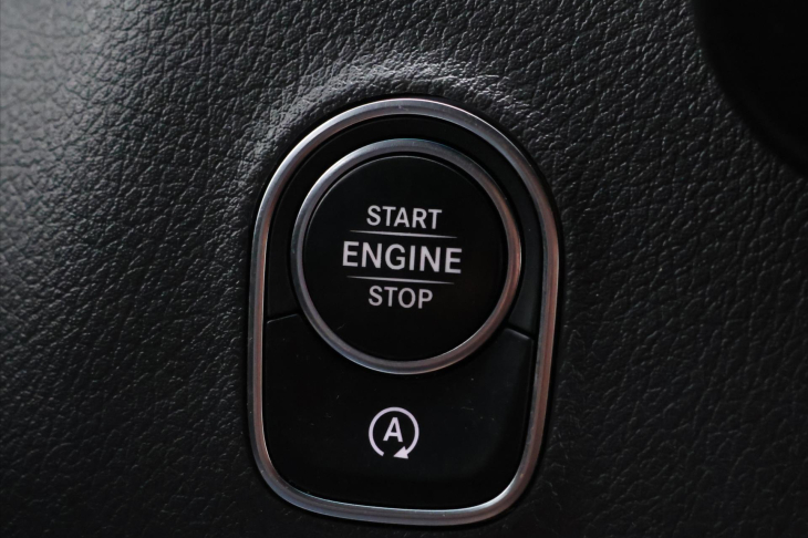 Mercedes-Benz Sprinter 2,1 316CDI Aut. 6-Míst CZ DPH