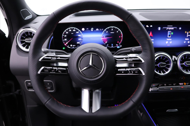 Mercedes-Benz GLB 2,0 200d 4Matic AMG Premium