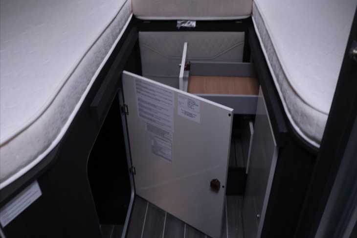 Ford Transit 2,0 CI MAGIS 84 XT CZ 1.MAJ. DPH