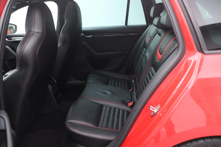 Škoda Octavia 2,0 TDI RS DSG Challenge 1.Maj.