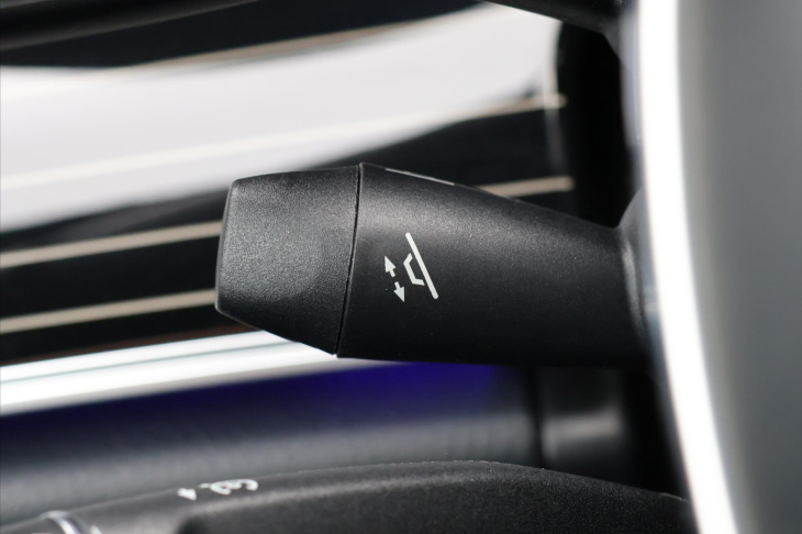 Mercedes-Benz Třídy E 4,0 63S 4MATIC+ 450kW AMG DPH