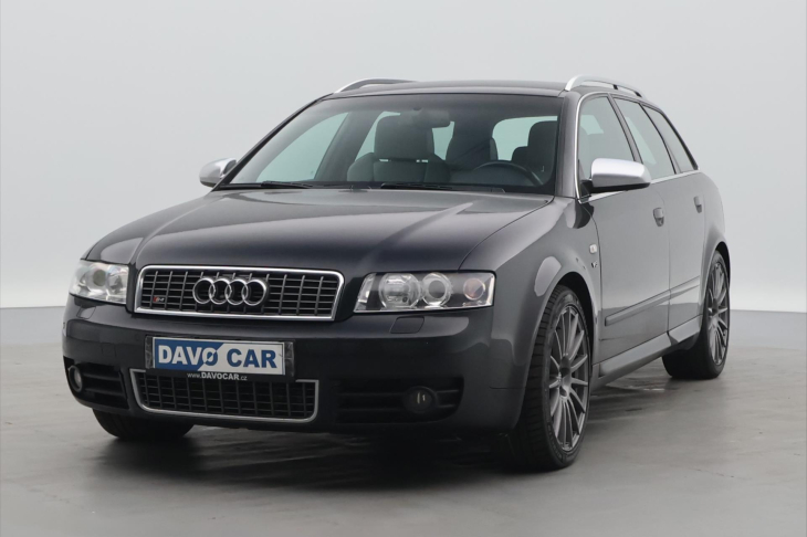 Audi S4 4,2 V8 253kW Quattro Recaro