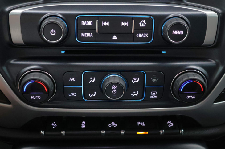 GMC Sierra 5,3 V8 265kW Aut. Kůže