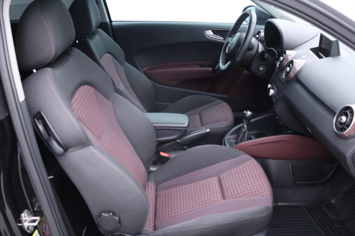 Audi A1 1,4 TFSI 105kW Ambition Xenon