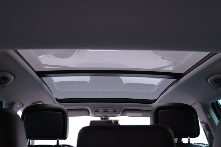 Volkswagen Passat 1,6 TDI Highline Xenon