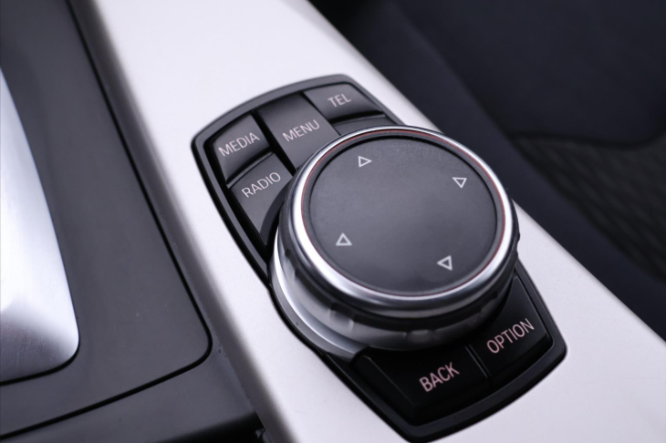 BMW Řada 3 2,0 320 135kW xDrive Automat