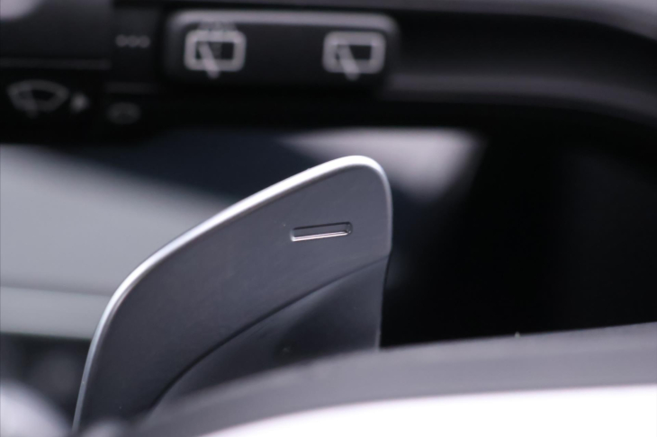 Mercedes-Benz Třídy A 1,3 200 120kW Aut. CZ kůže DPH